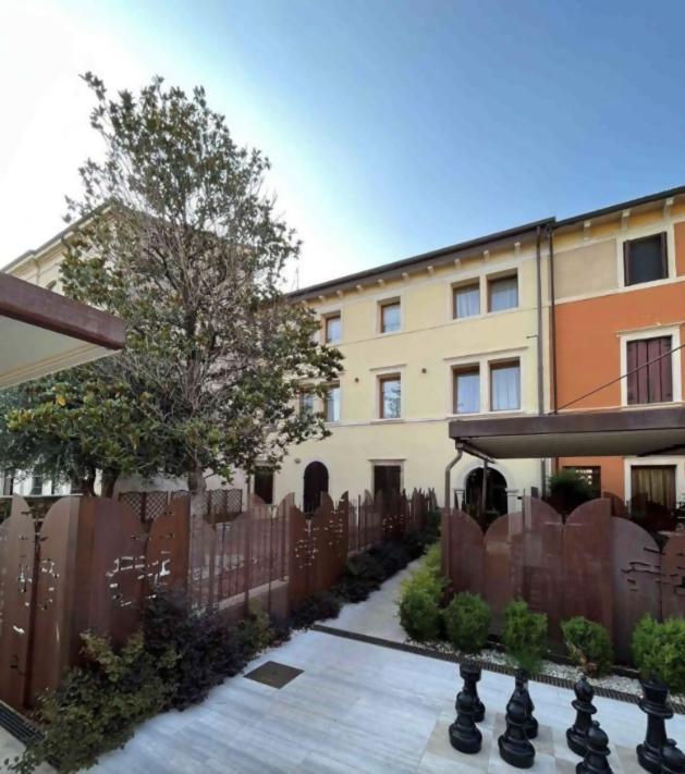Destiny Suite E Relax Soave Esterno foto